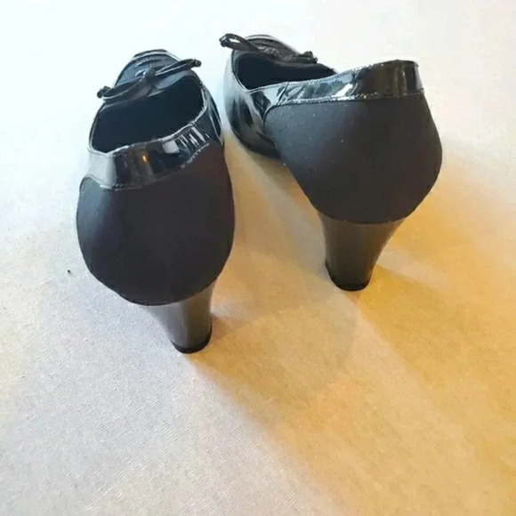 NWOT Vaneli "Luanne" black suede & leather kitten heels Size 8 - Picture 4 of 5